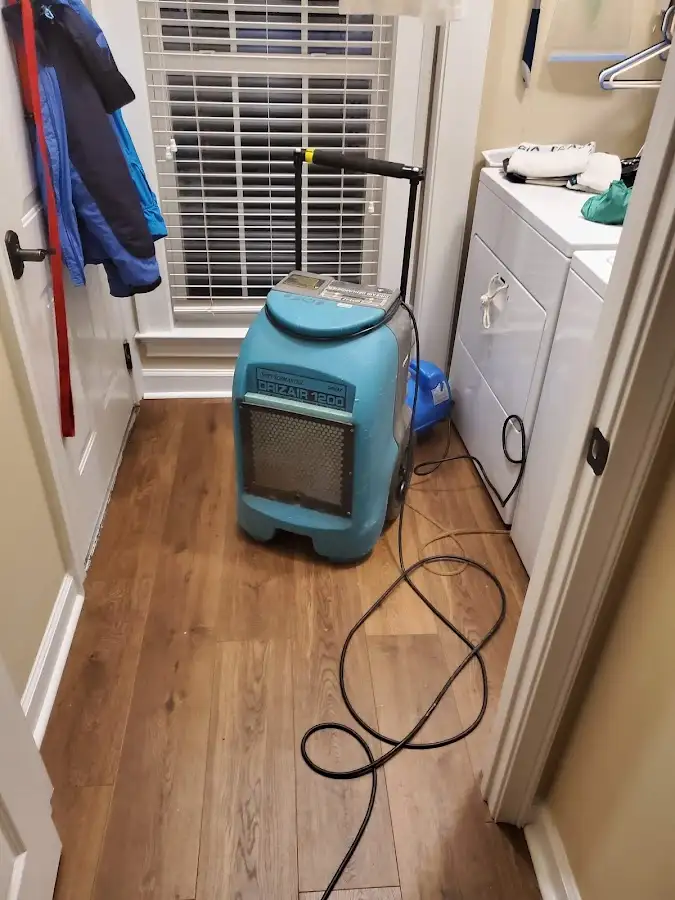Commercial dehumidifier deployed for Crawl Space Restoration in Glenn Heights